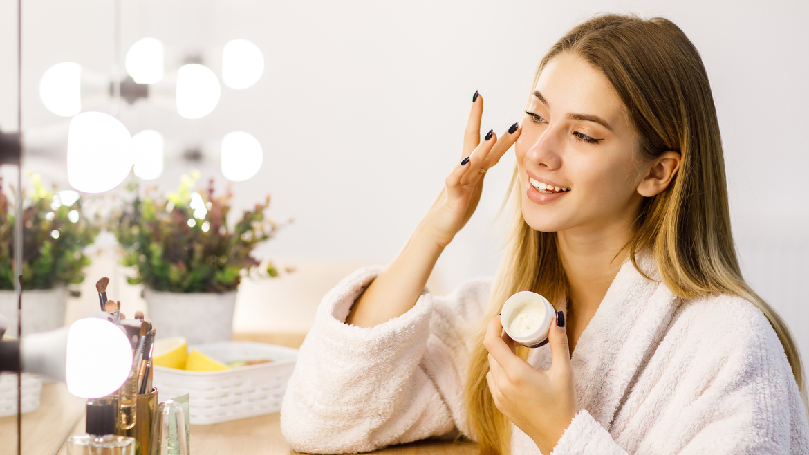 B Green Hydrabooster Nemlendirici Krem ile Cilt Bakımı